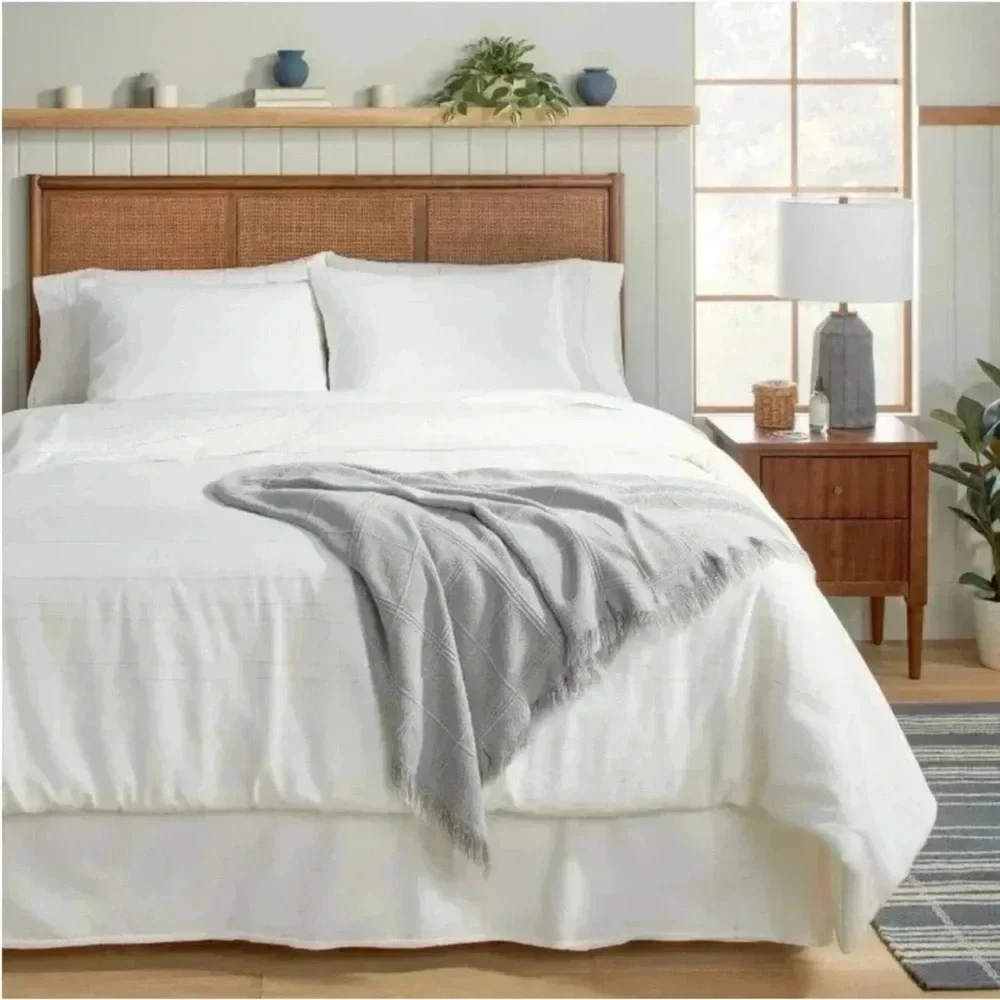 NWOT Textured Grid Lines Dobby Throw Blanket Light Gray - Hearth & Hand